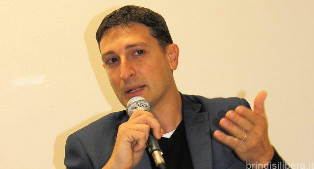 Mesagne (Br).Vi dichiaro uniti.  Il primo libro che parla delle Unioni Civili, in Italia
