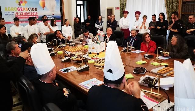 LECCE.”AGROGEPACIOK” DAL 9 AL 13 NOVEMBRE A LECCE FIERE TORNA LA FIERA PIÙ GOLOSA DELL’ANNO Quattordici anni di storia, qualità e innovazione