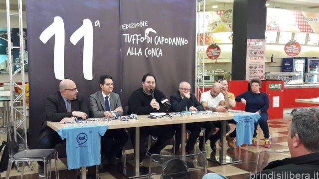 Tuffo di capodanno 2020 Brindisi – Chiusa l’XI edizione. Consegnati al Banco Farmaceutico oltre €2600 raccolti durante l’evento dagli organizzatori