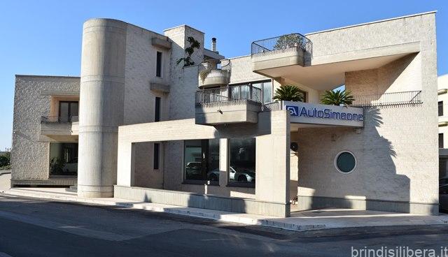 Covid 19 :  Auto Simeone SRL Carovigno (Br) dona un ventilatore polmonare all’ Ospedale di Ostuni.