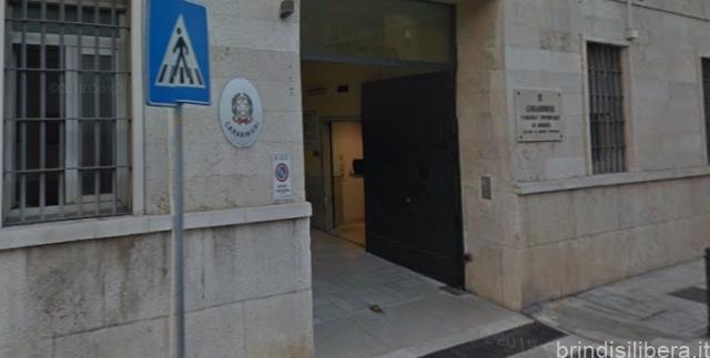 Brindisi (BR). Chiama il 112 annunciando di voler morire: i Carabinieri salvano la vita a una ragazza.