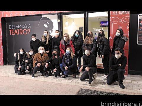 BRINDISI.“ Il Teatro deve rivivere“, emblematica iniziativa del Teatro Kopò  di Brindisi, che  si unisce ai teatri  e agli operatori  e attori di tutta  Italia.