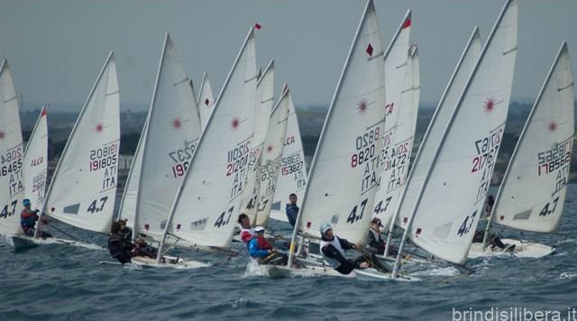 CIRCOLO DELLA VELA – A BRINDISI NEL 2024 IL CAMPIONATO ITALIANO ASSOLUTO DI VELA D’ALTURA. CASO (CdV): UN SUCCESSO PER LA CITTA’