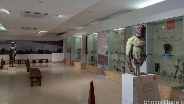BRINDISI.BRONZI DI PUNTA DEL SERRONE: VISITA E CONCERTO DI FISARMONICA