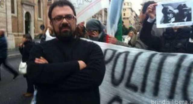 LICENZIAMENTI DI MASSA DOPO LO SBLOCCO. ARENARE (SINLAI): “TERRIBILE CRONACA DI UNA MORTE ANNUNCIATA”.