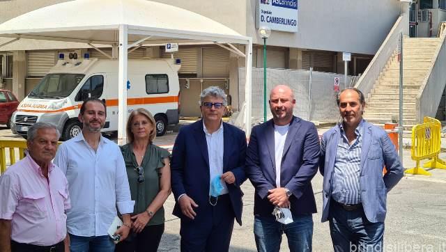 OSPEDALE FRANCAVILLA FONTANA, CAROLI E PERRINI (FDI): ERBACCE, FACCIATE FATISCENTI E POSTI LETTO DI T.I. NON UTILIZZATI, UNA SITUAZIONE NON DEGNA DI UN NOSOCOMIO