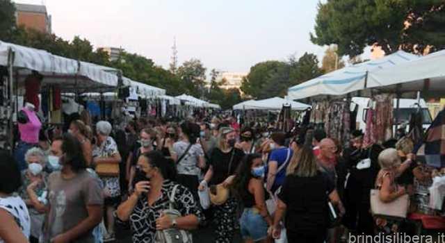 Brindisi, via libera alla versione serale del mercato settimanale: Fiva/Confcommercio dice sì