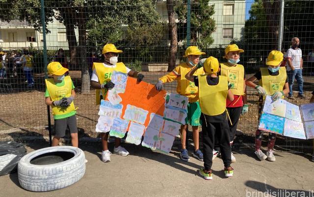 Sabato 25 settembre si è svolta a Brindisi l’iniziativa nazionale di Legambiente “Puliamo il Mondo”.