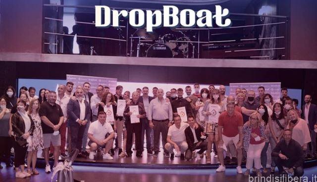 Le belle risorse umane della città di Brindisie del territorio :il giovane brindisino Davide Piscopiello premiato per il “ miglior Punto Servizi del Sud Italia – DropPoint“.