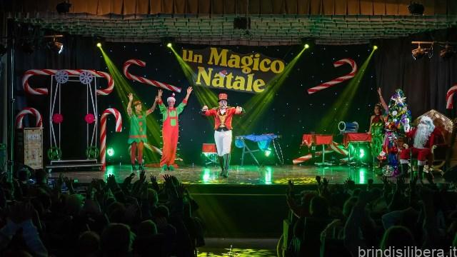 BRINDISI.AL CINEMA TEATRO IMPERO LA MAGIA INCONTRA I BAMBINI