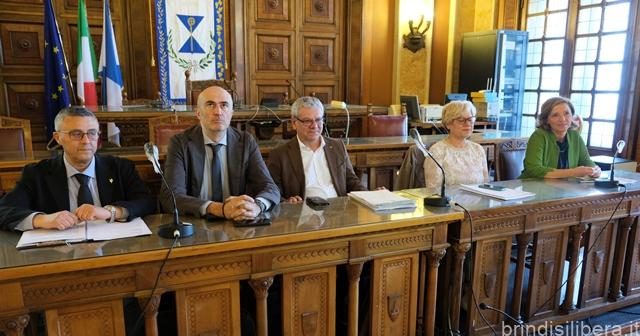 UN PUGLIESE SU TRE VA DALLO PSICOLOGO:  PRESENTATO IL SONDAGGIO REGIONALE
