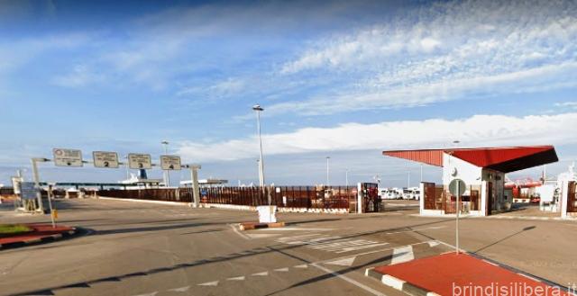 Adoc Brindisi:Preoccupazione e perplessità per le immagini che giungono dall’area di costa Morena dedicata ai controlli obbligatori
