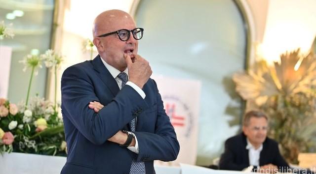 Liste d’attesa sempre più lunghe, il Presidente Oliva in Commissione sanità: “Atteggiamento colposo di chi sarebbe tenuto al rispetto e alla applicazione delle norme”