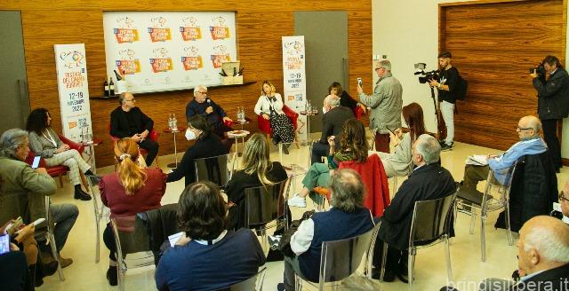 FESTIVAL CINEMA EUROPEO. MARTA DONZELLI: LA PUGLIA IDEALE SEDE DEL CSC