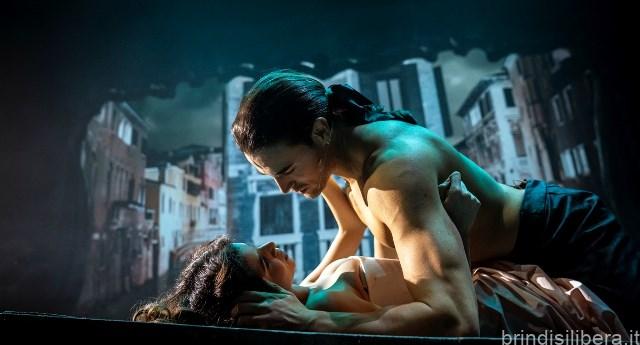 BRINDISI.“CASANOVA OPERA POP”, AL VERDI IL MAESTOSO MUSICAL DI RED CANZIAN