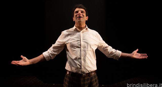 Mesagne (Br).Con Cesare Pavese tra memoria e oblio:  prima pugliese per La luna e i falò di e con Luigi D’Elia