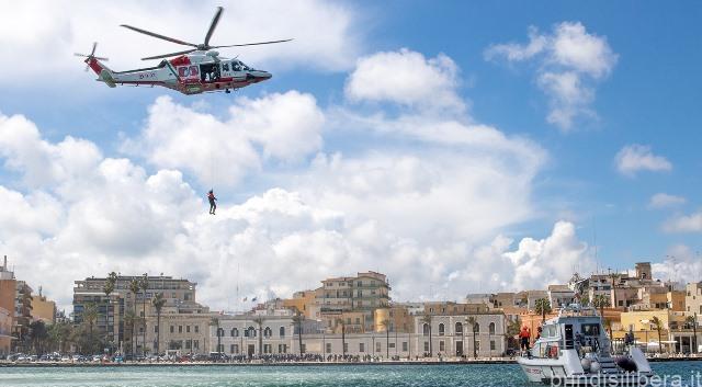 BRINDISI.ATTIVITA’ AEREA E SUBACQUEA NEL CLOU DELLA SETTIMANA BLU 2023