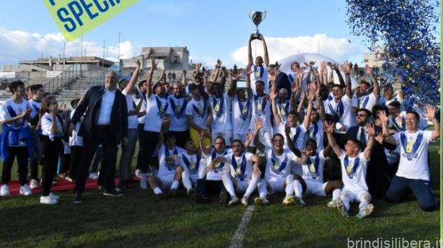 𝐏𝐚𝐬𝐬𝐢𝐨𝐧𝐞 𝐁𝐫𝐢𝐧𝐝𝐢𝐬𝐢. Gran finale di stagione con ultima puntata del format tv dedicato all’approfondimento della squadra del Brindisi Football Club