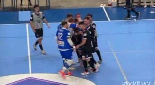 BRINDISI, Calcio a 5: Il Futsal Messapia Brindisi vince ad Ostuni 6-4 nell’Andata dei Quarti di Coppa Italia