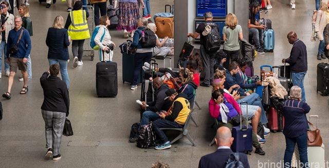 Sciopero aerei 8 settembre: cosa fare per salvare il viaggio