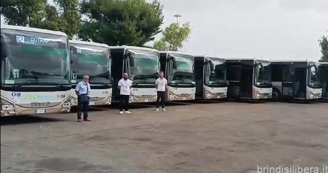 PD Brindisi:“È la Regione Puglia che ha finanziato nuovi mezzi pubblici, da Oggiano solita retorica per autocompiacimento”