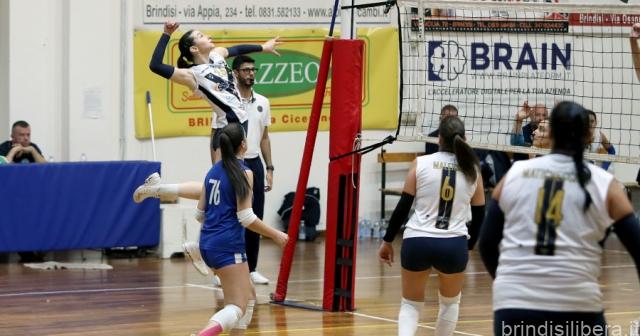 BRINDISI,L’Aurora Volley serve il poker. Al Pala Zumbo la Joy Volley cede per 3-0.