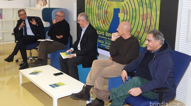 RADIO BRINDISI ON AIR , le radio brindisine che hanno fatto la storia e fanno parte della nostra vita .