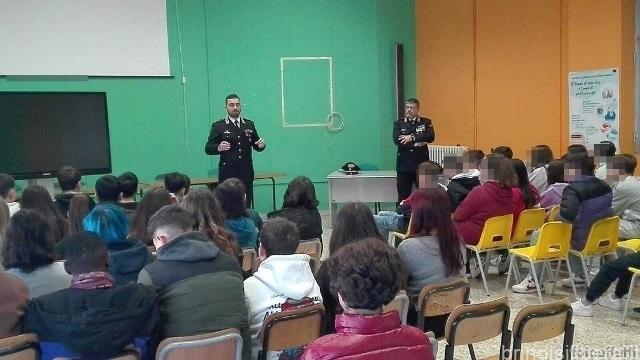 Latiano (BR). I Carabinieri incontrano gli studenti.