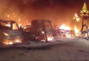 Incendio in corso di mezzi nel comune di Fasano all’esterno della ditta Lepore Mare
