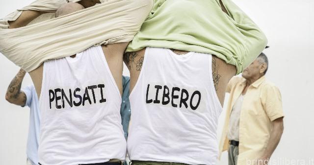 BRINDISI.“SPETTRI” AL NUOVO TEATRO VERDI: PASSATO E PRESENTE IN MOVIMENTO