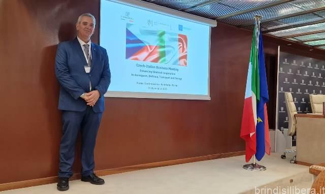 Famiglia Ceca Salvata in Mare: Il Console Onorario di Matteo Ringrazia la Guardia di Finanza di Vieste