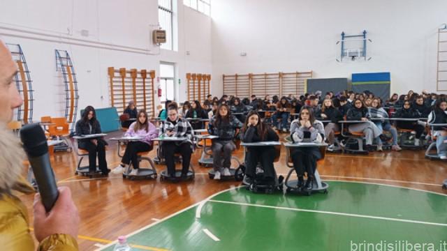 BRINDISI.Violenza sulle donne: corteo nel centro storico e incontro educativo con esperti, doppio evento promosso dal Presidente Carmine Iaia con ASCR ‘Uniti per lo sport’