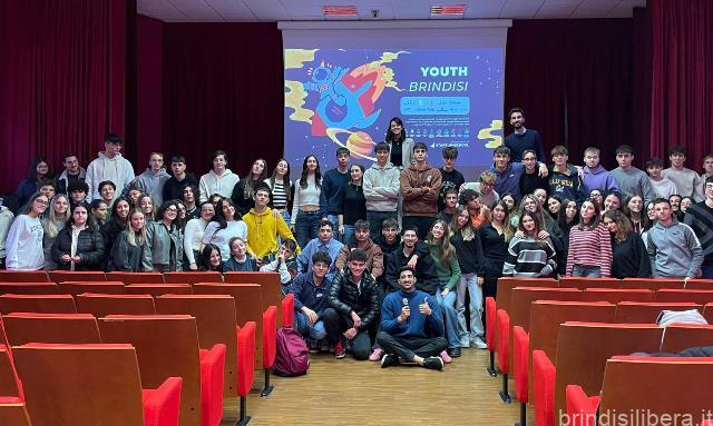 Il progetto YOUTH BRINDISI per promuovere l’imprenditorialità giovanile nella provincia approda presso l’IISS “E. Ferdinando” di Mesagne