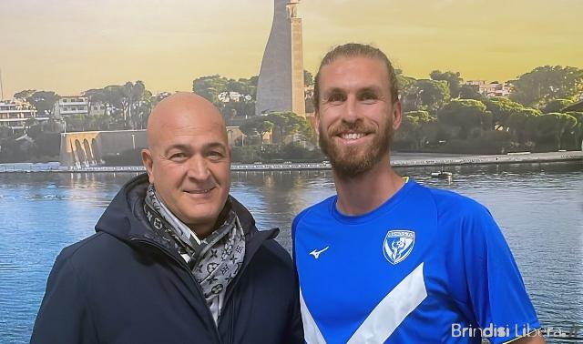 QUINT ARIE JANSEN È UN NUOVO DIFENSORE DEL BRINDISI FC
