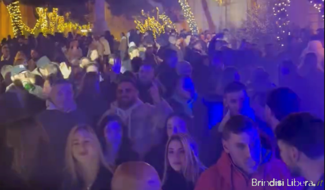 Natale a Fasano, chiusura col botto del Luce Music Festival con KIROLLUS