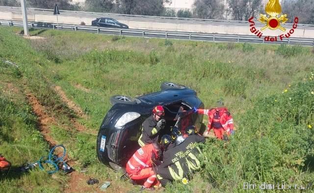 Mesagne-Incidente sulla SS7: intervengono tempestivamente i vigili del fuoco e le forze dell’ordine per soccorrere il ferito