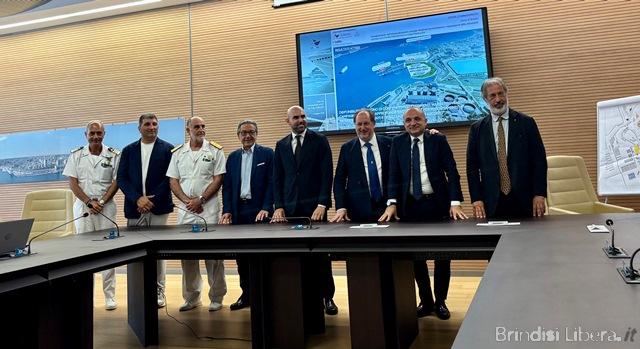 Porto di Brindisi, il MIT accelera: Ferrante sul posto per il progetto cassa di colmata