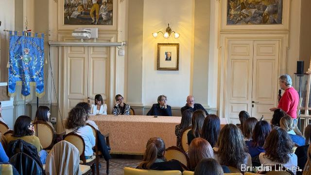 Fasano-Integrazione scolastica, il CIISAF riunisce educatori e OSS: al centro ascolto, inclusione e comunità educante