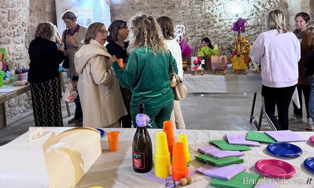 BRINDISI-Il Sapore dell’Arte celebra il primo anno: il progetto di Iole Pezzuto che unisce arte e convivialità