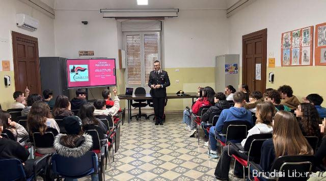 Fasano (BR). I Carabinieri incontrano gli studenti.