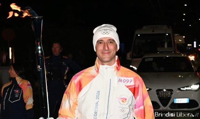 Fiamma Olimpica, le emozioni del tedoforo turanese Luca Faggiano
