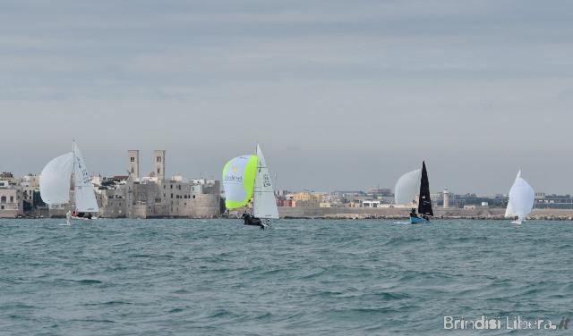 BRINDISI-La Flotta pugliese J24: avanti tutta!