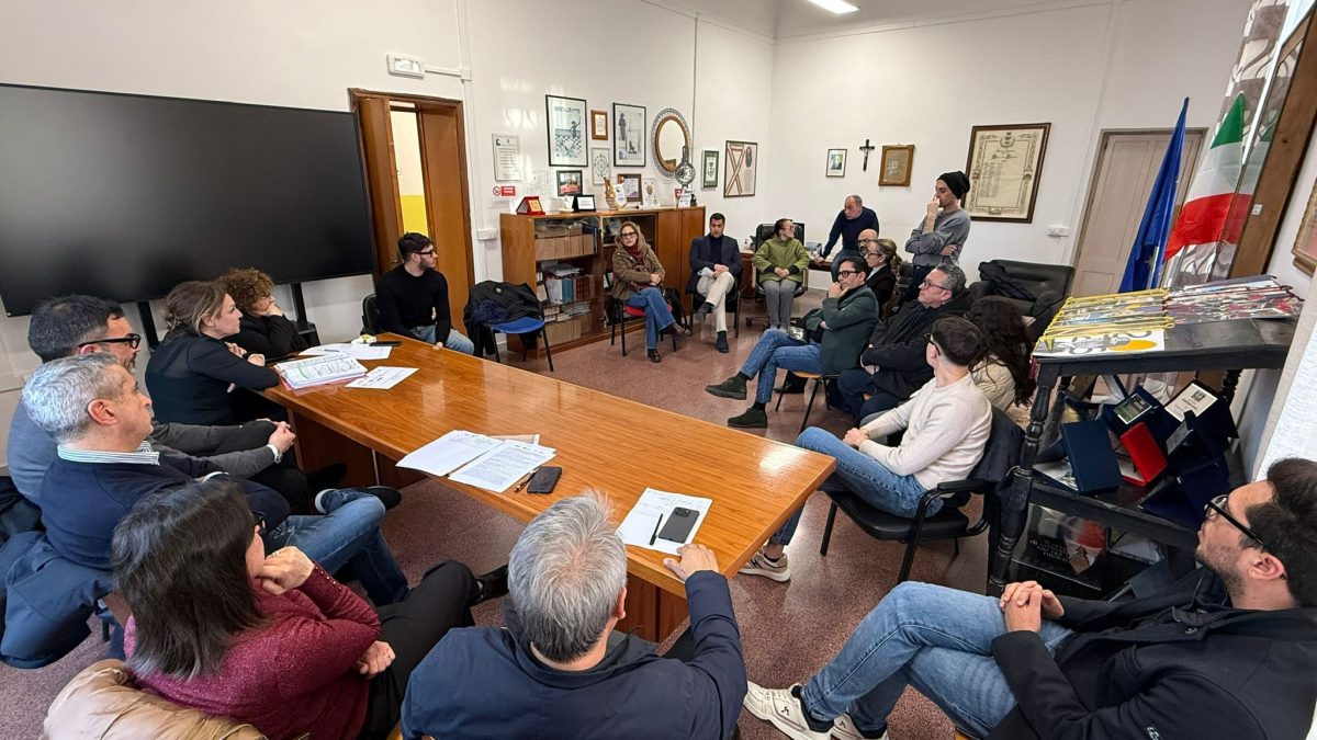 Punti Cardinali, San Donaci avvia il progetto “Il Futuro è Ora” per orientare e sostenere il lavoro