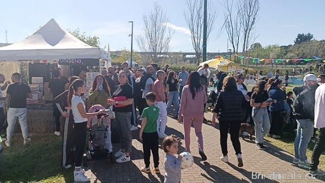 Invasione di famiglie per “La pasquetta brindisina”. V edizione da record.