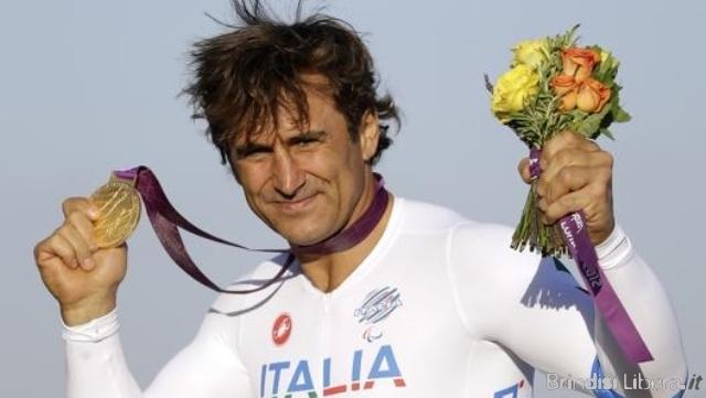 La scomparsa di Alex Zanardi: una testimonianza che ridefinisce inclusione e dignità
