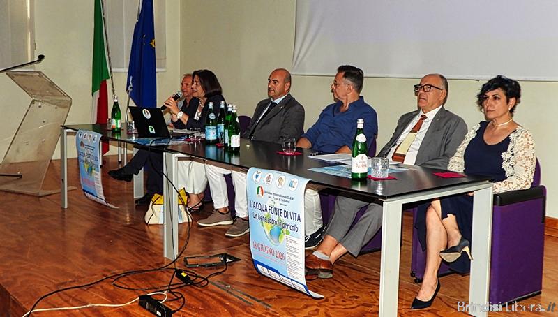 “L’Acqua, Fonte di Vita: a Palazzo Nervegna il convegno di Ekoclub sul bene più prezioso da proteggere”