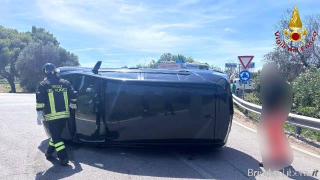 Incidente stradale sulla rotatoria per Mitrano: due auto coinvolte