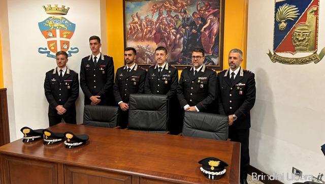 Cambio al vertice dell’Arma nella provincia di Brindisi: il Colonnello Scala presenta i nuovi Comandanti.