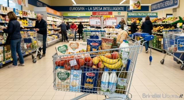 Brindisi, rapina all’Eurospin del BrinPark: bandito armato minaccia le cassiere e fugge con l’incasso